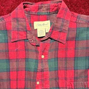Eddie Bauer men XL Red and Green Plaid Casual Shirt